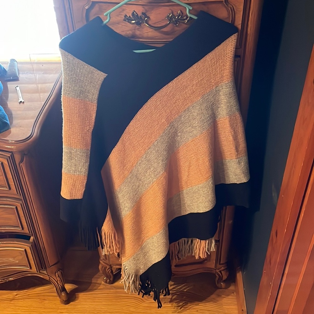 Worn once bought in Dallas on a girls weekend trip at a boutique!